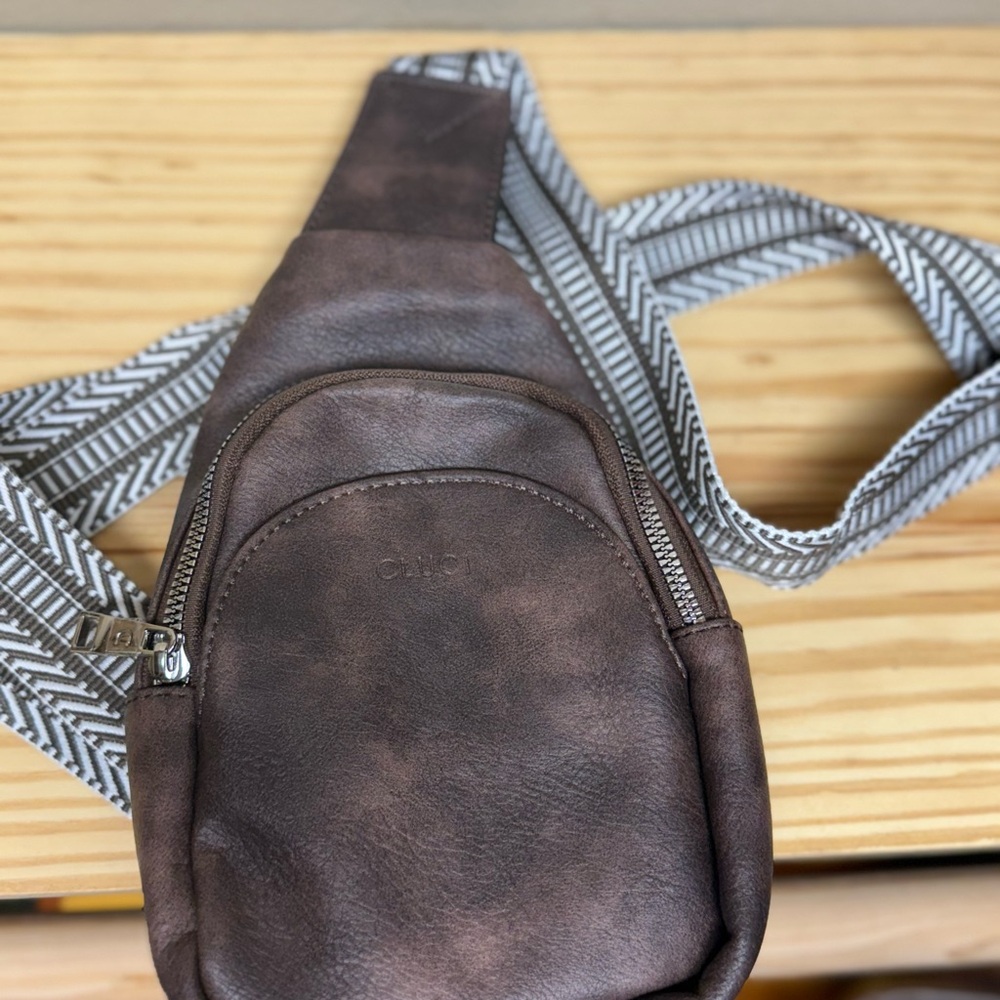 Elegant Brown Crossbody Bag
